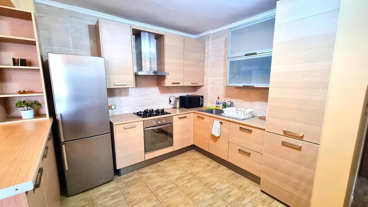 Salt Lake Serenity 2Br Apartment With Netflix Larnaca 0*,  Cyprus